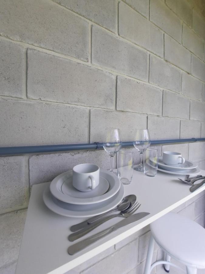 Container Guesthouse - 2 Урубісі Екстер'єр фото